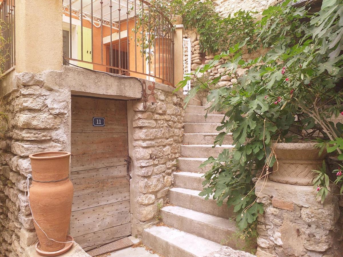 Maison Au Coeur De Fontaine De Vaucluse, Nichee Sur Le Rocher Et Surplombant La Sorgue Fontaine-de-Vaucluse Exterior foto
